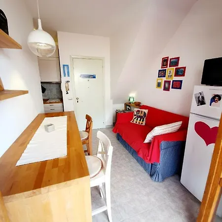 Miniappartamento A 150 Mt Dal Mare Διαμέρισμα *